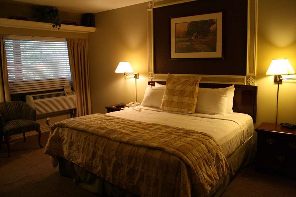 The Grand Summit Hotel Room photo